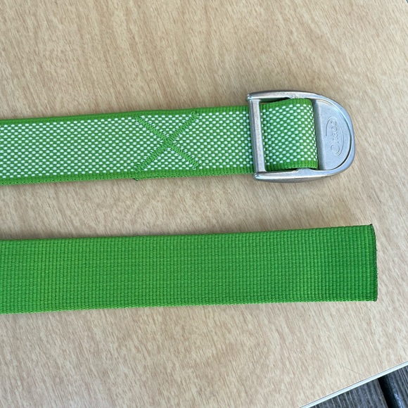 Chaco Unisex Webbing Belt In Green & White - Picture 2 of 12